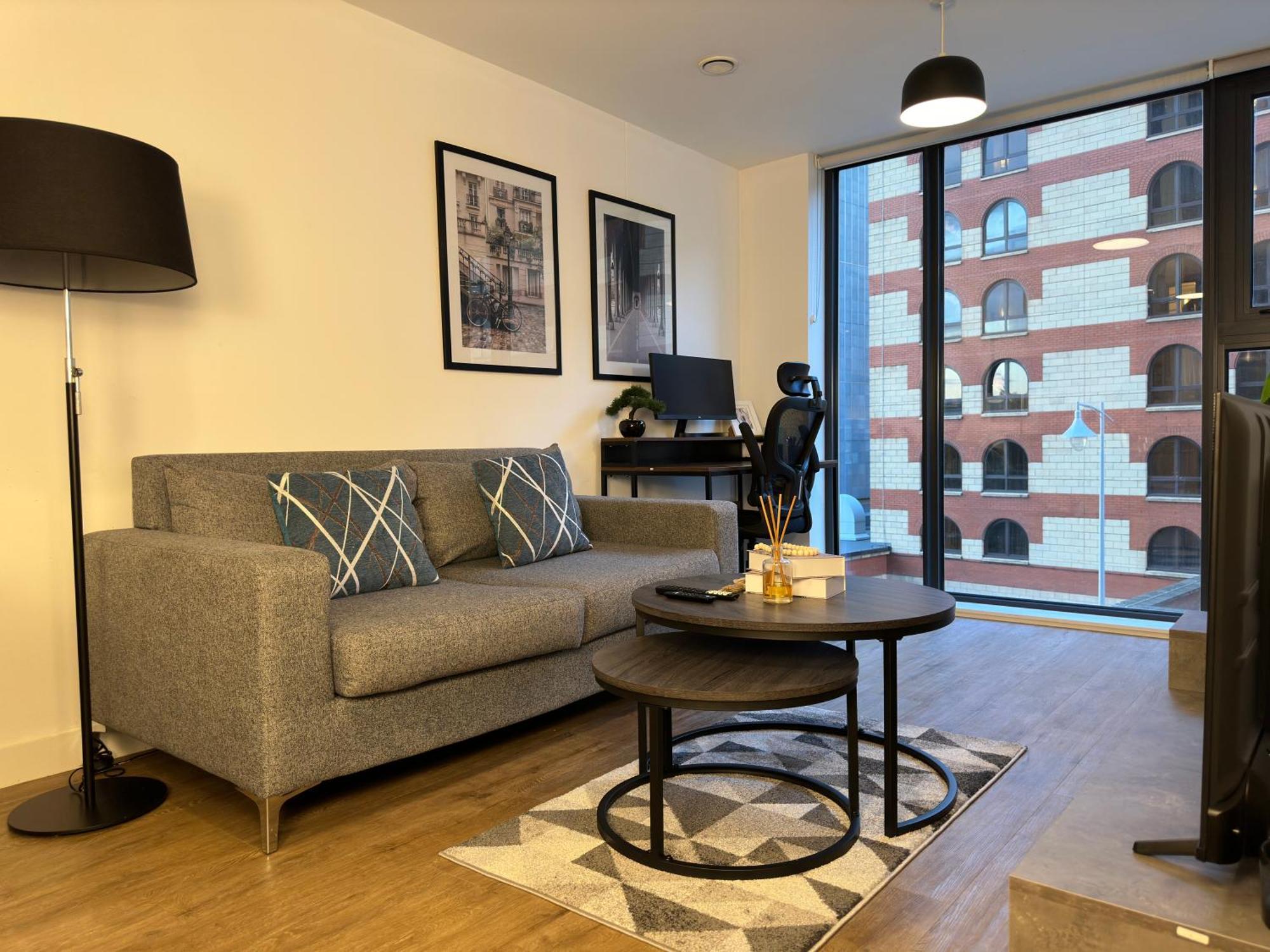 Cozy City Centre Apartment With Free Parking And Free Gym Birmingham Extérieur photo