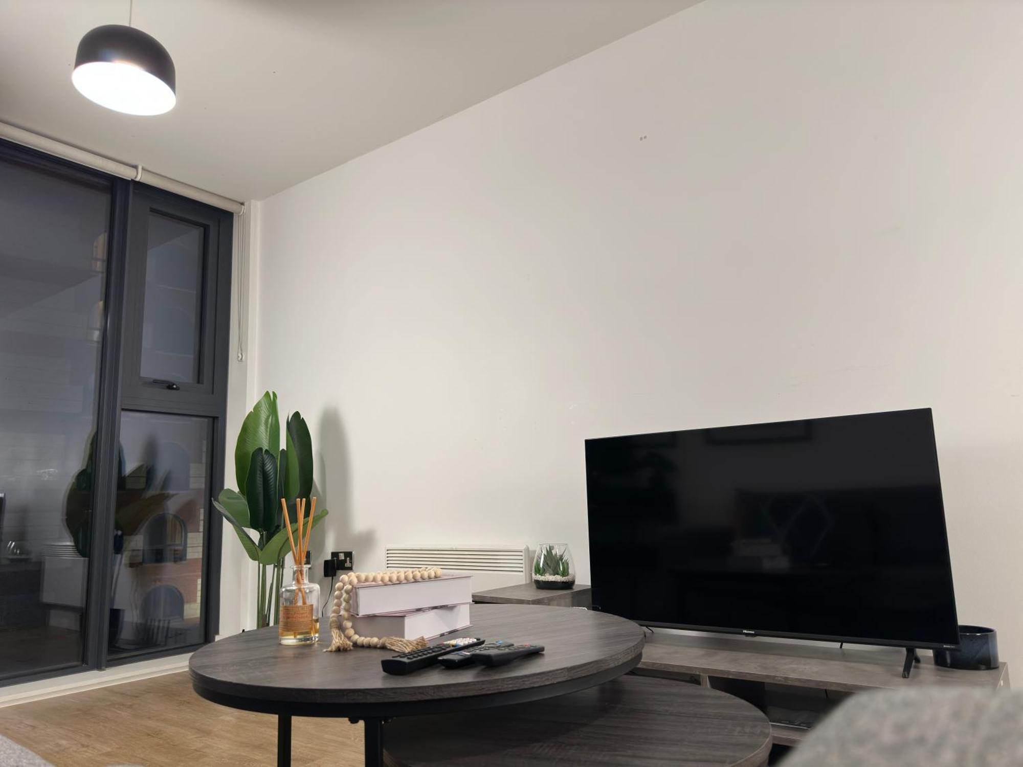 Cozy City Centre Apartment With Free Parking And Free Gym Birmingham Extérieur photo