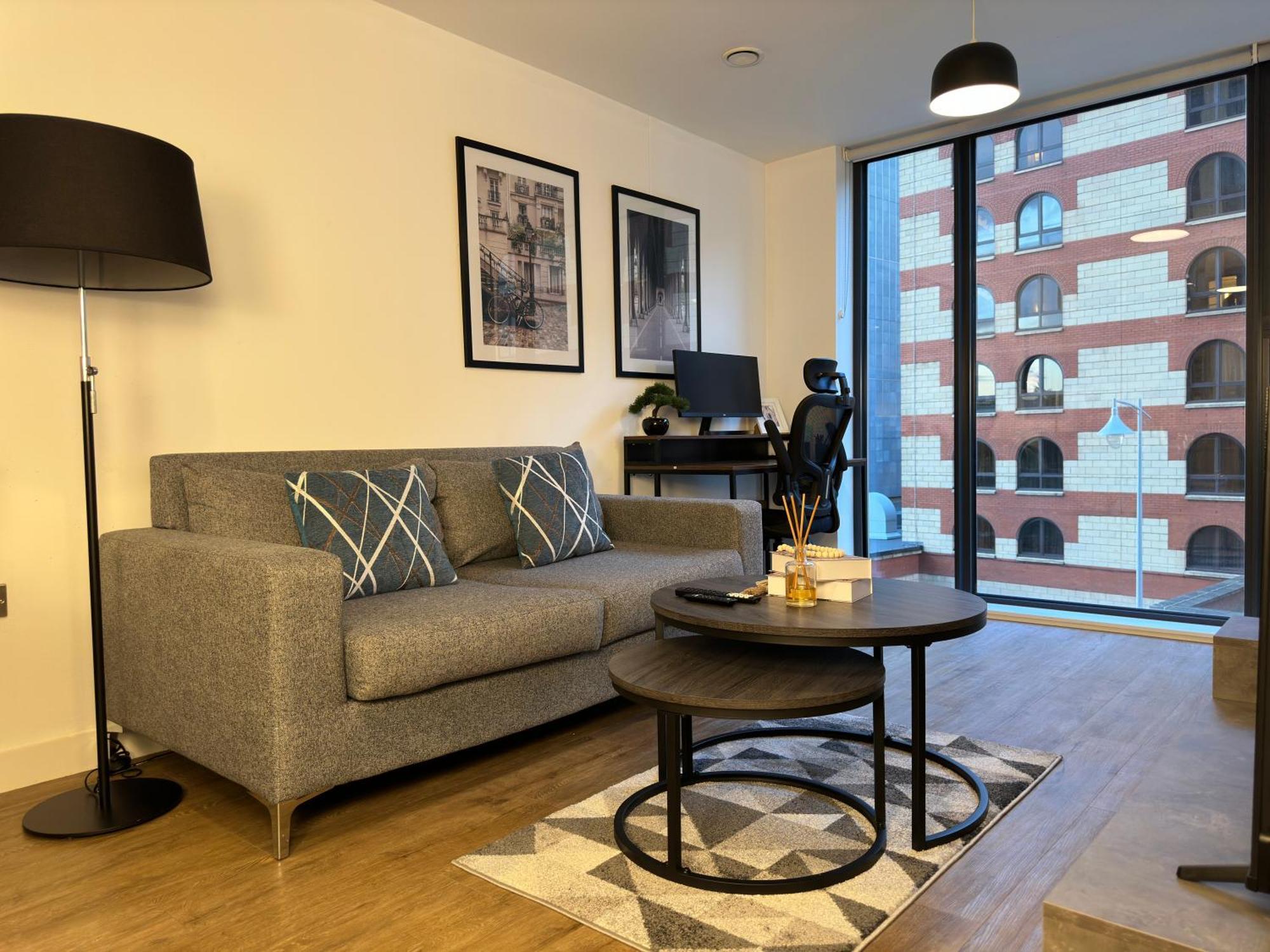 Cozy City Centre Apartment With Free Parking And Free Gym Birmingham Extérieur photo