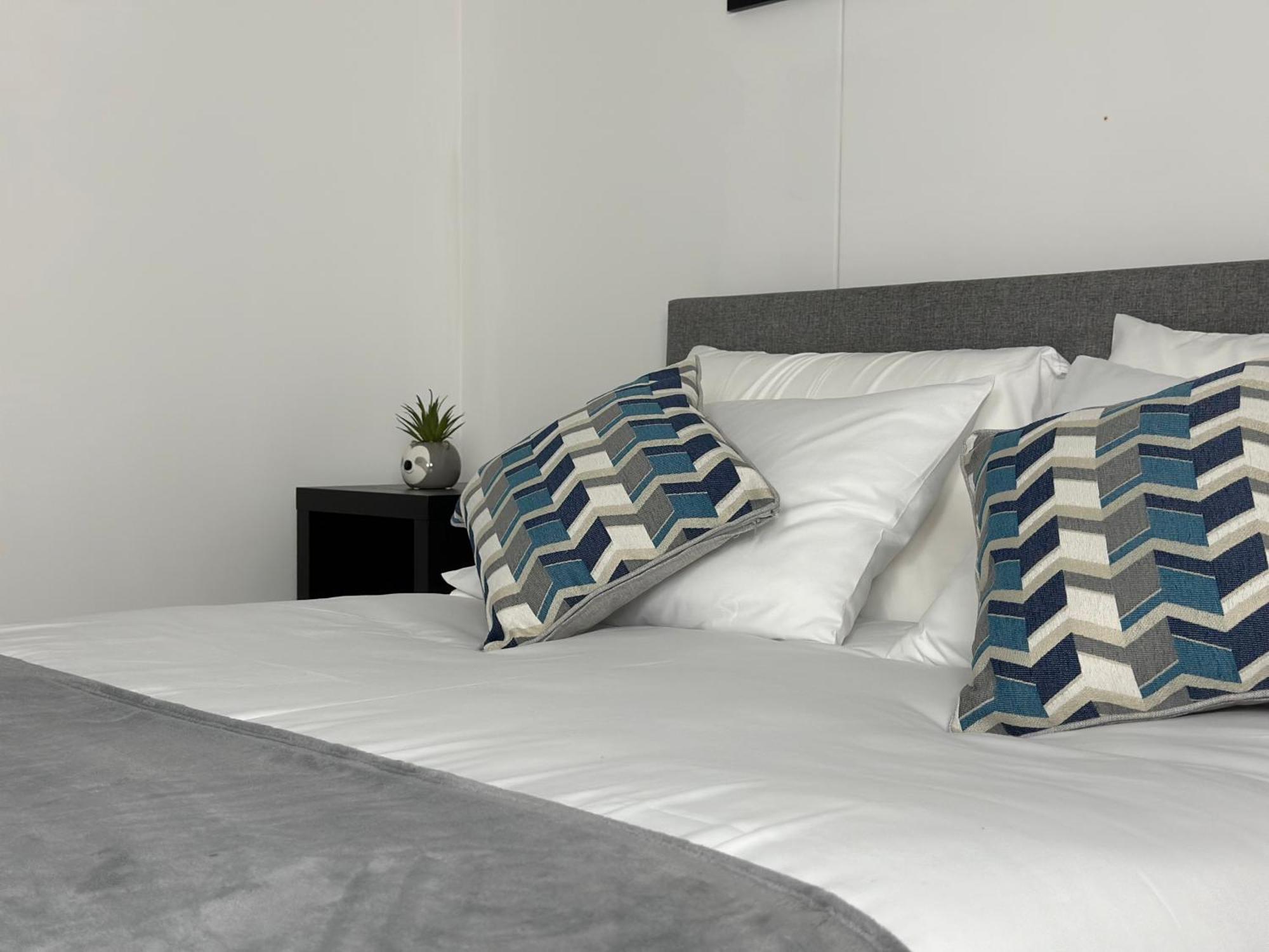 Cozy City Centre Apartment With Free Parking And Free Gym Birmingham Extérieur photo