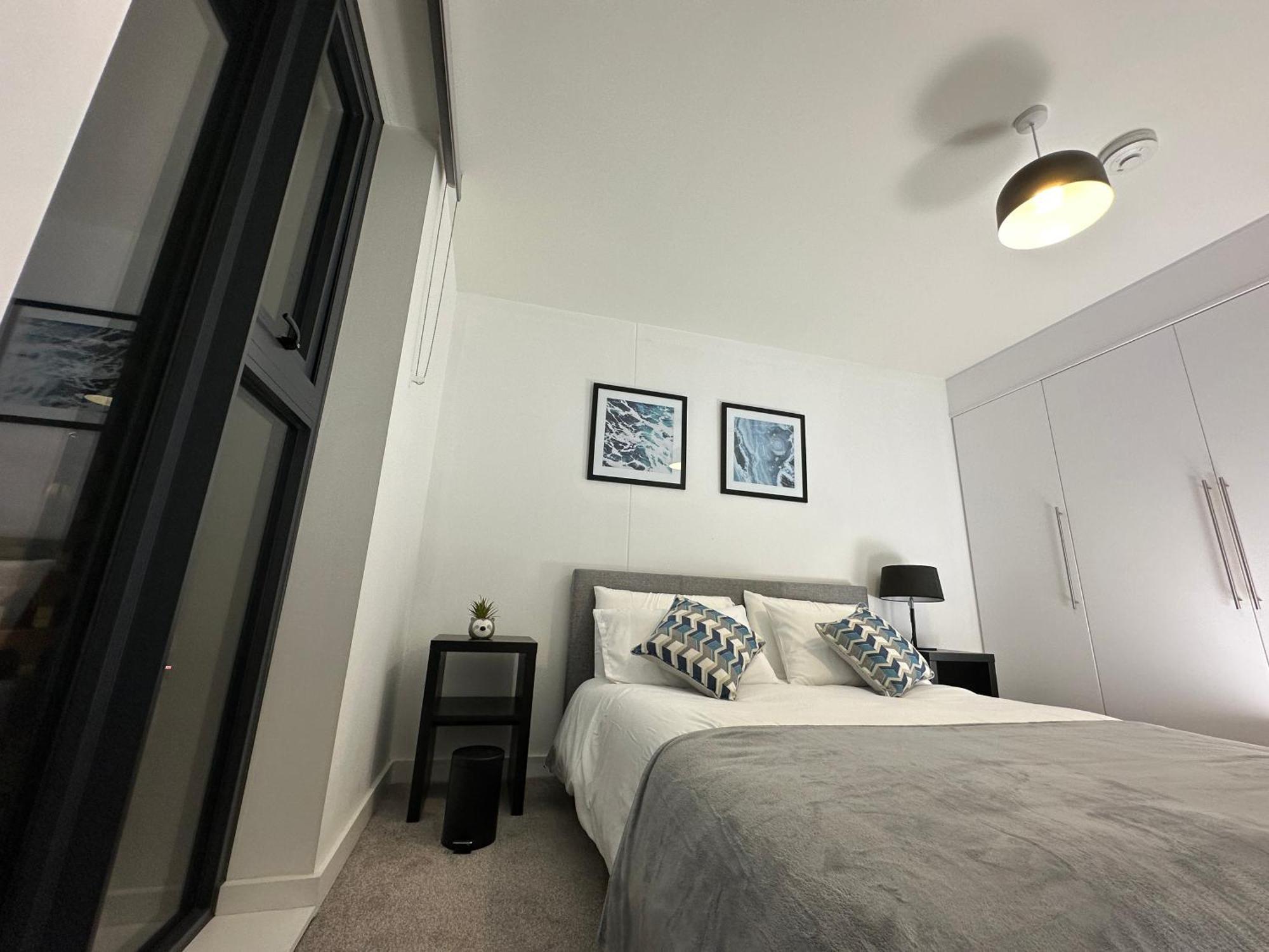 Cozy City Centre Apartment With Free Parking And Free Gym Birmingham Extérieur photo